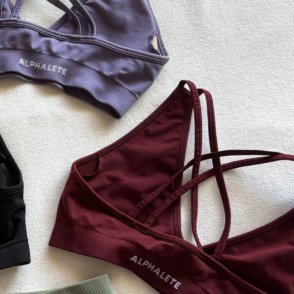 Alphalete Deep V bra - Picture 6 of 6